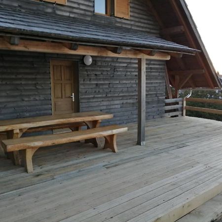 Apartmaji Vrhovnik Cerklje na Gorenjskem Exterior photo